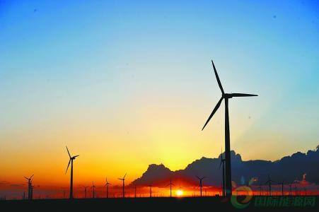 新能源何去何從?甘肅“風光”規(guī)?;健芭c眾共享”